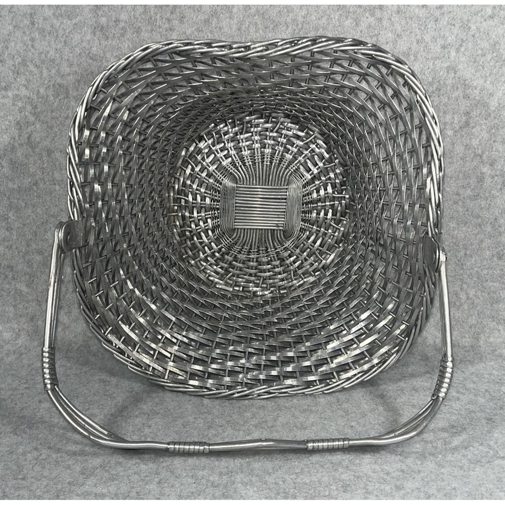 VTG Silver Tone Metal Woven Wire Basket With Fold Down Handle Decor Centerpiece - Picture 2 of 14